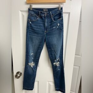 Abercrombie & Fitch high waisted distressed skinny Jean.